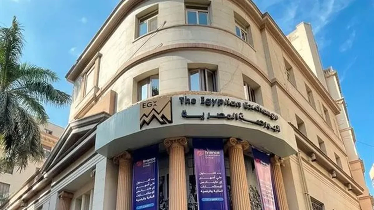 عودة الأموال الساخنة إلى أدوات الدين المصرية عقب تراجع حدة التوترات الإقليمية